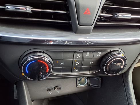 New 2026 Buick Encore GX Preferred image 5