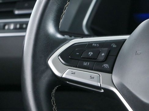 Used 2022 Volkswagen Tiguan SE FWD image 13