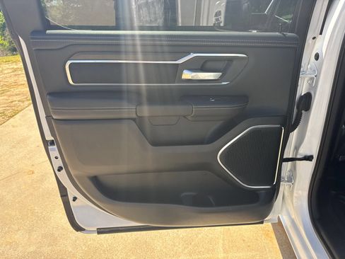 Used 2026 RAM 1500 Laramie AWD/4WD image 21