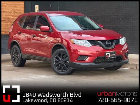 Used 2016 Nissan Rogue S AWD/4WD image 1