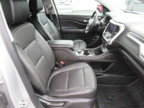 Used 2018 GMC Acadia SLE FWD image 14