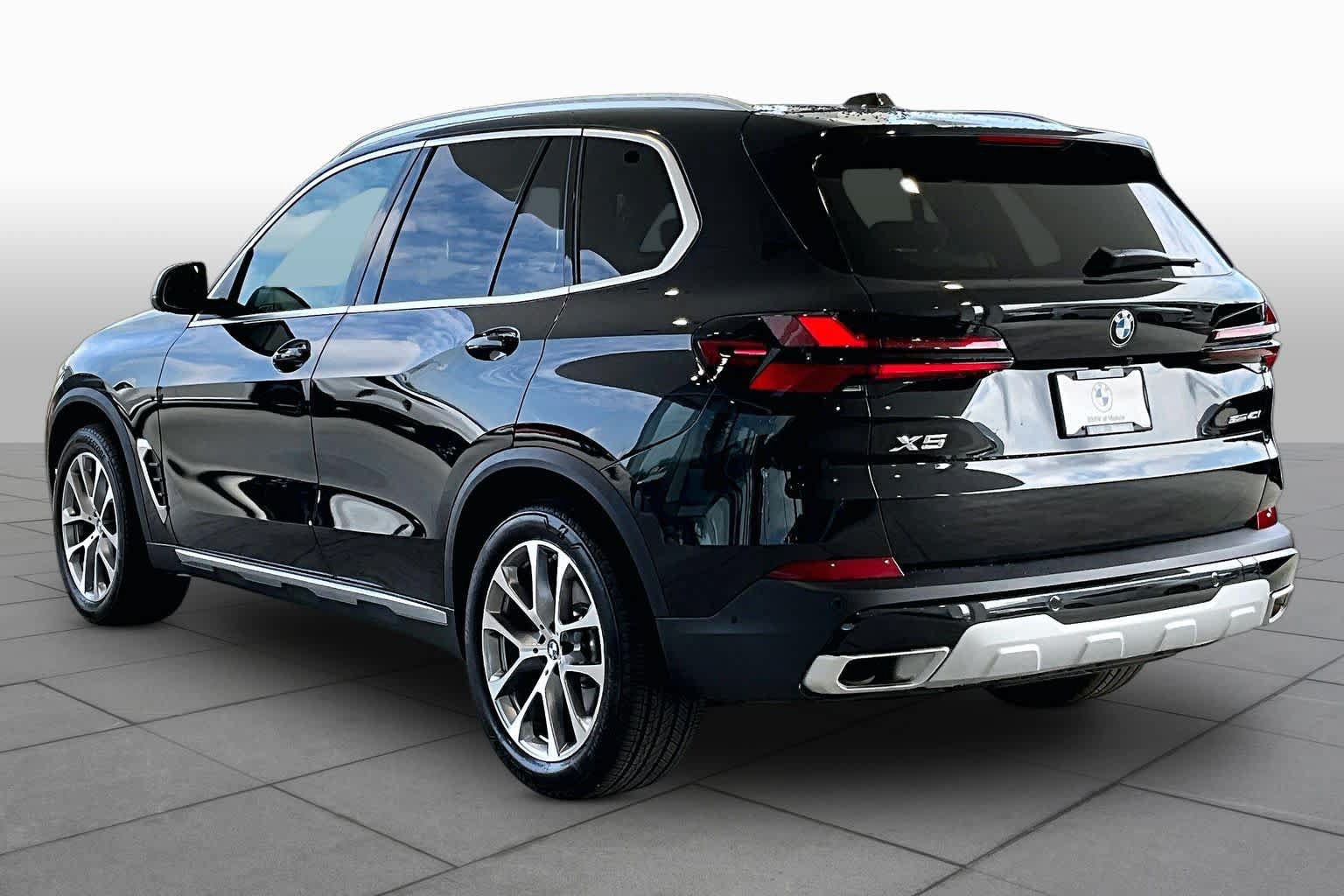 Used 2026 BMW X5 sDrive40i RWD image 11