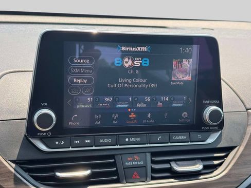 Used 2025 Nissan Altima 2.5 SV FWD image 26