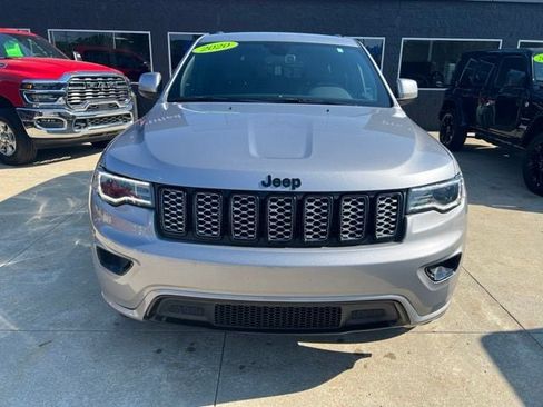 Certified 2020 Jeep Grand Cherokee Altitude AWD/4WD image 2