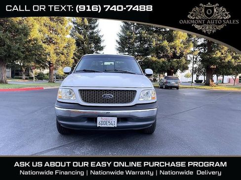 Used 2001 Ford F150 XLT RWD image 2