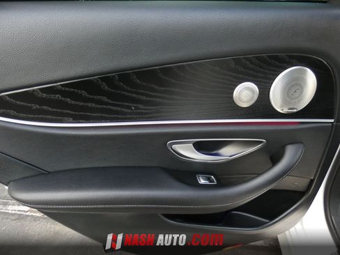 Used 2022 Mercedes-Benz E 350 Sedan image 42