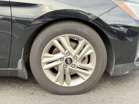 Used 2020 Hyundai Elantra Value Edition w/ Cargo Package (C1) FWD image 9