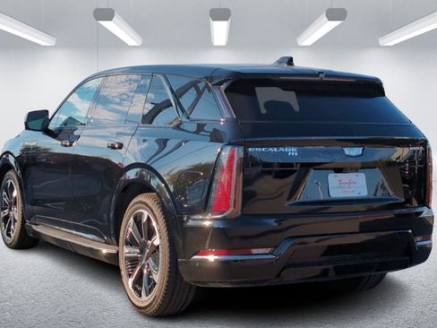 New 2025 Cadillac Escalade IQ Sport 2 w/ LPO, ONYX Package image 3