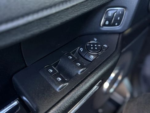 Used 2021 Ford Expedition Max XLT image 28