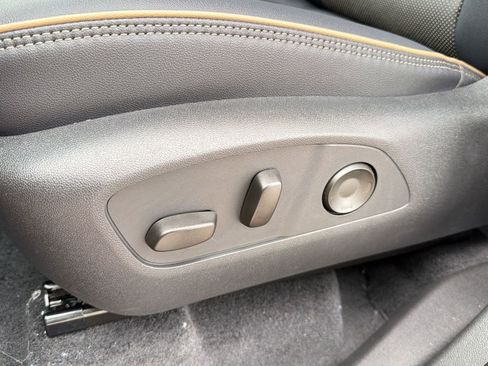 New 2026 Chevrolet Traverse High Country FWD image 14