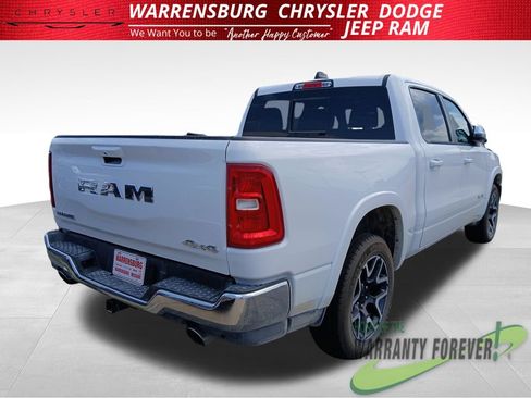 Used 2025 RAM 1500 Laramie AWD/4WD image 4