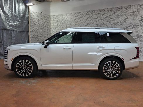 New 2026 Hyundai Palisade Calligraphy FWD image 4