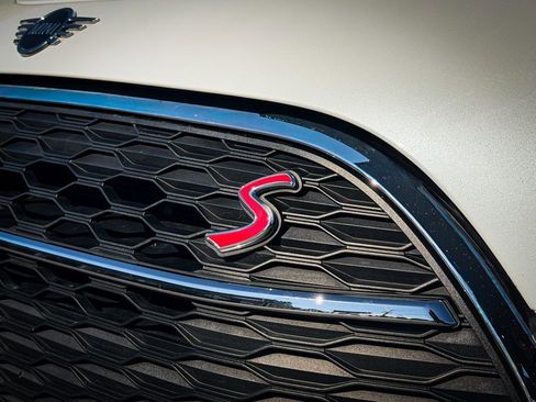 Used 2023 MINI Cooper Clubman S w/ Signature Upholstery Package image 26