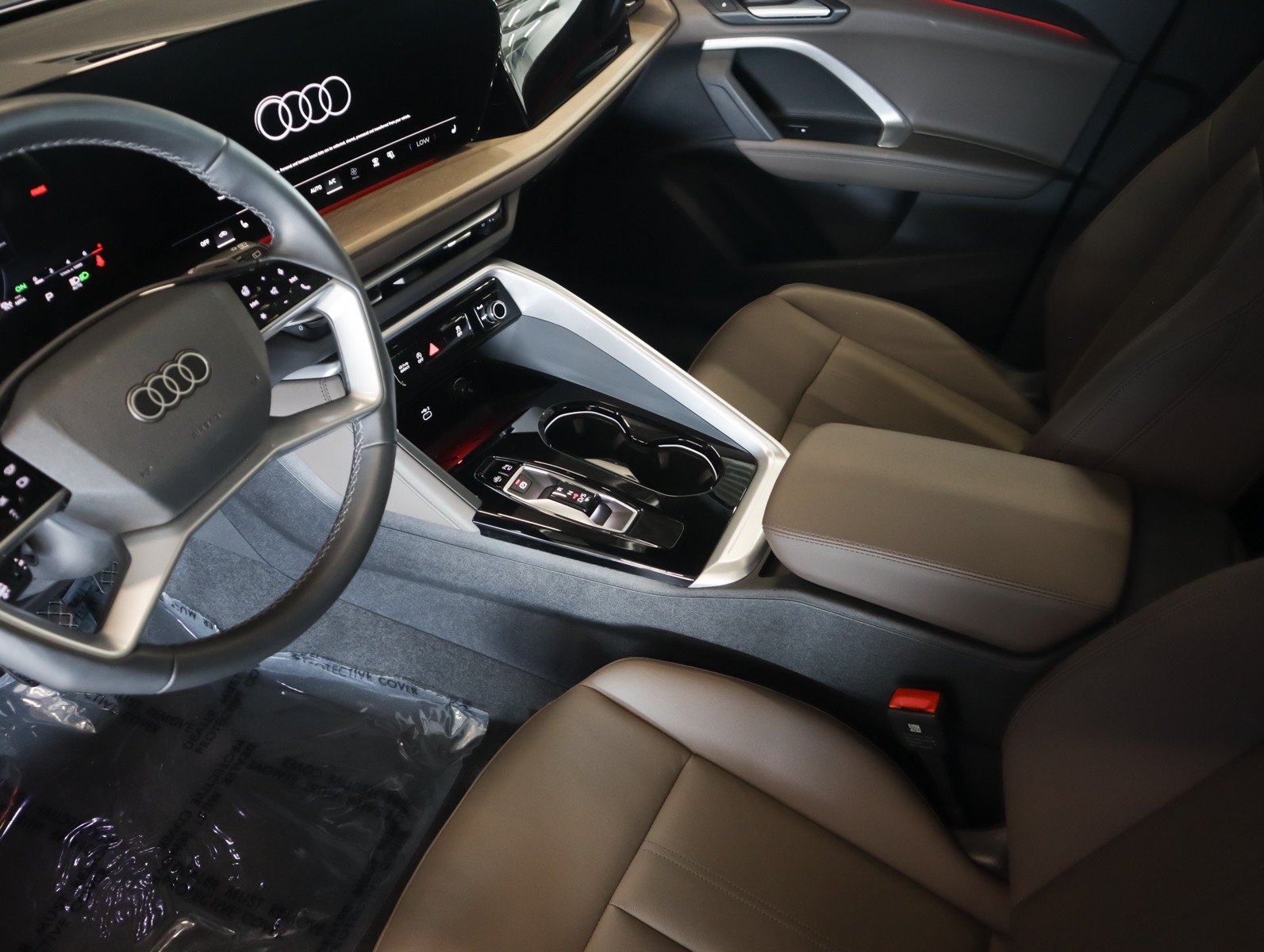 Used 2025 Audi Q5 Premium Plus w/ Premium Plus AWD/4WD image 22
