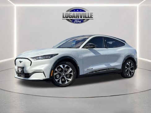 Certified 2021 Ford Mustang Mach-E Premium image 1