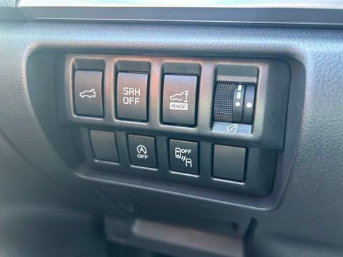 Used 2024 Subaru Forester Premium AWD/4WD image 22