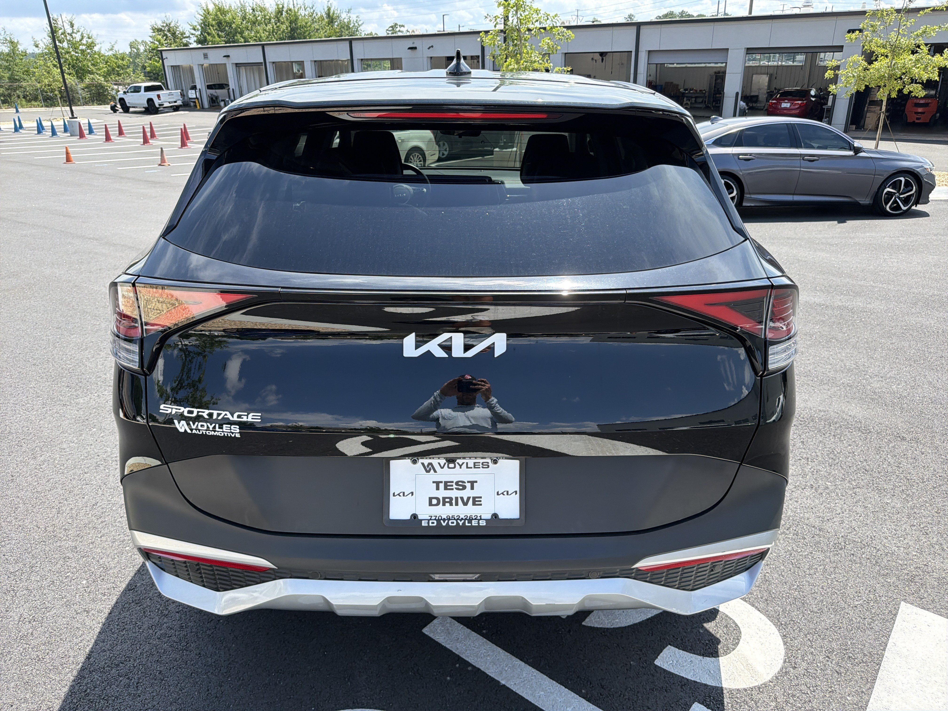 Certified 2024 Kia Sportage EX FWD image 6