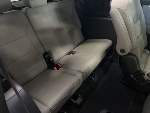 Used 2026 GMC Acadia Elevation w/ Black Edition image 15