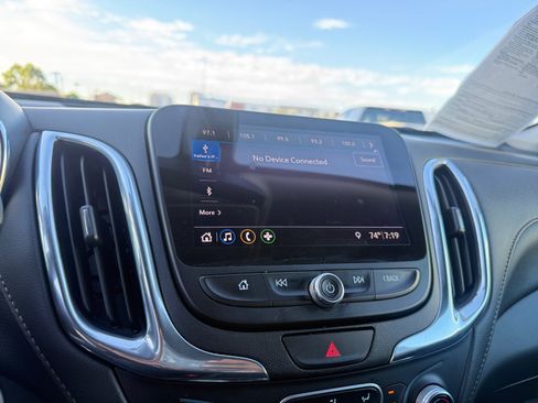 Used 2019 Chevrolet Equinox Premier AWD/4WD image 18