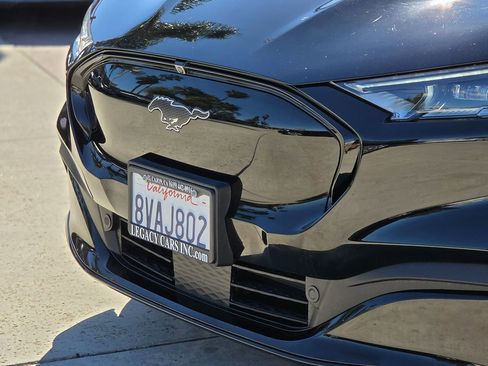 Used 2021 Ford Mustang Mach-E Premium image 9