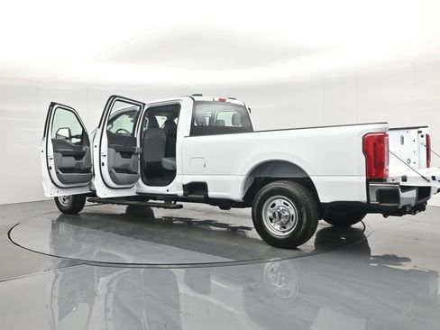 New 2026 Ford F350 XL w/ XL Chrome Package RWD image 35