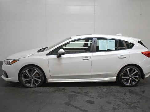 Used 2023 Subaru Impreza 2.0i Sport image 4