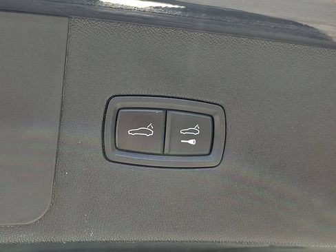 Used 2019 Porsche Cayenne AWD/4WD image 31