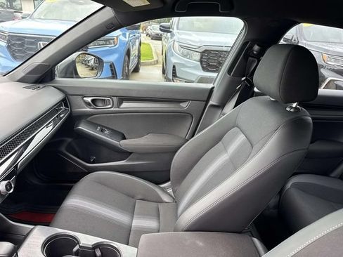 Used 2025 Honda Civic Sport image 15
