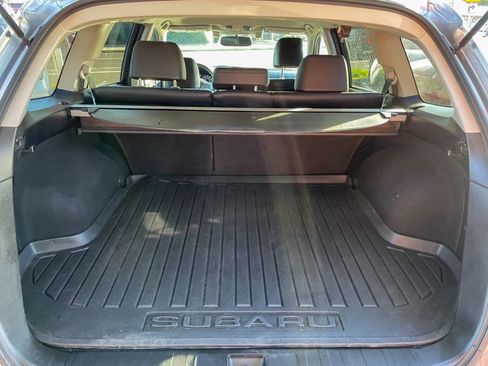 Used 2013 Subaru Outback 2.5i Limited AWD/4WD image 28