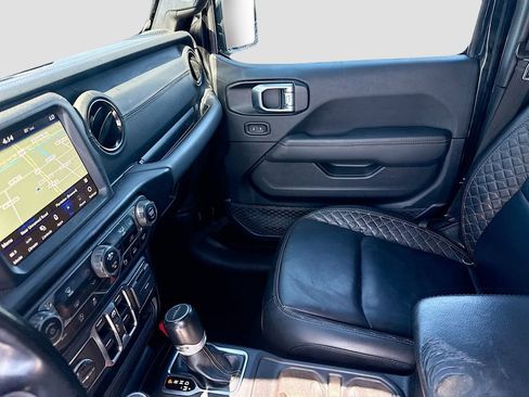 Used 2021 Jeep Gladiator Overland AWD/4WD image 26