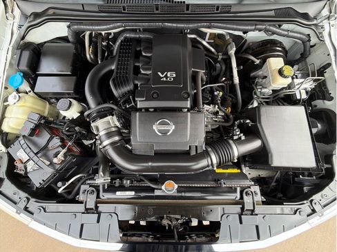Used 2017 Nissan Frontier S AWD/4WD image 27