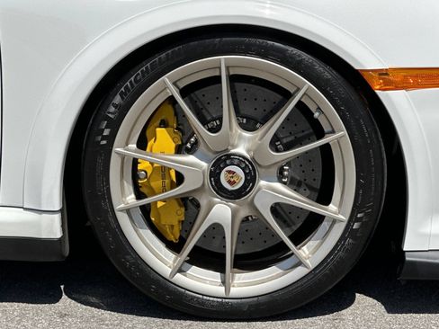 Used 2011 Porsche 911 GT2 RS RWD image 37