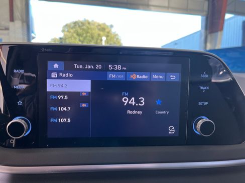 Used 2022 Hyundai Sonata SE image 17