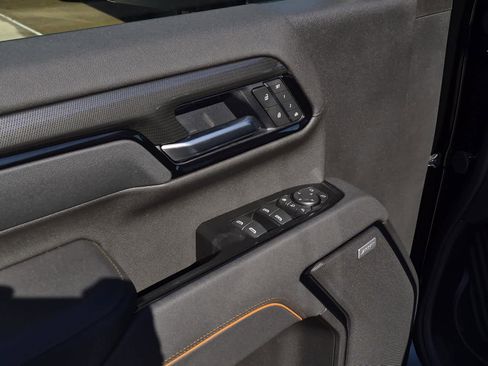 New 2026 GMC Sierra 2500 AT4 w/ AT4 Premium Plus Package image 9