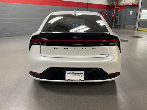 Certified 2024 Toyota Prius XLE image 9