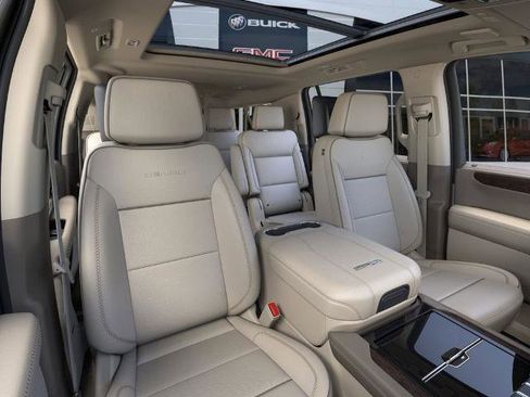 New 2026 GMC Yukon XL Denali w/ Denali Reserve Package image 16