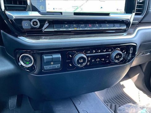 New 2026 Chevrolet Silverado 1500 RST w/ Z71 Off-Road Package AWD/4WD image 22