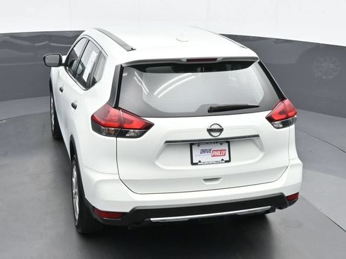 Used 2019 Nissan Rogue S AWD/4WD image 19