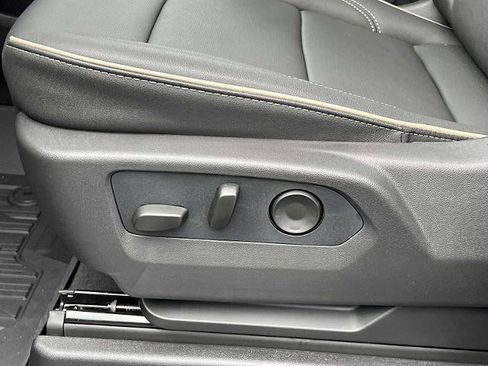 New 2026 GMC Yukon Elevation w/ Elevation Premium Package image 19