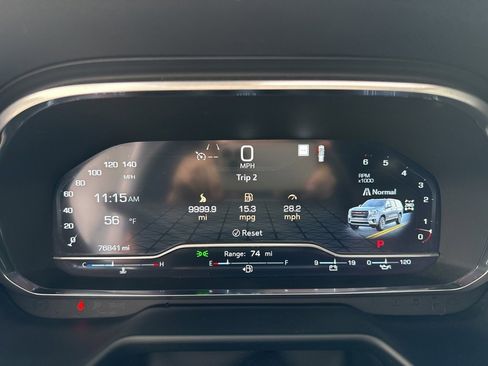 Used 2022 GMC Yukon SLT w/ SLT Premium Package image 23