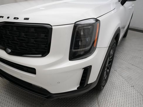 Certified 2021 Kia Telluride SX w/ SX Prestige Package image 23