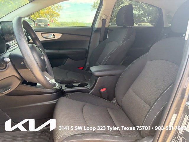 Used 2024 Kia Forte LXS FWD image 14