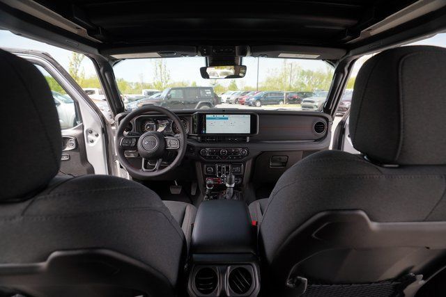 New 2024 Jeep Wrangler Unlimited Rubicon w/ Capability Package AWD/4WD image 20