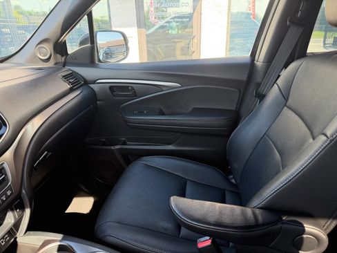 Used 2023 Honda Passport EX-L image 26