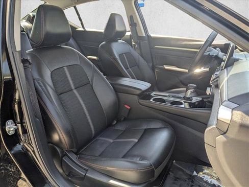 Used 2024 Nissan Altima 2.5 SR FWD image 21