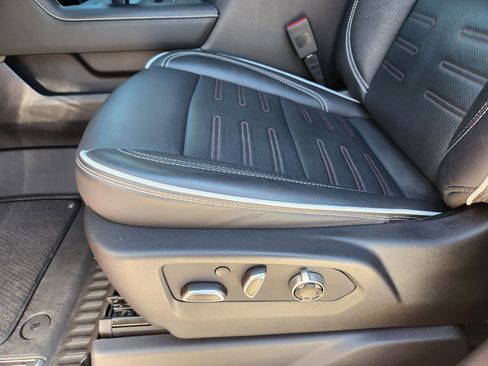 Certified 2024 GMC Sierra 1500 AT4X image 26