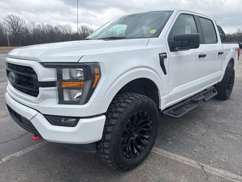 Used 2023 Ford F150 XLT w/ Trailer Tow Package image 5