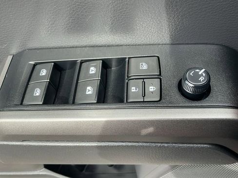 Used 2023 Toyota Tacoma TRD Off-Road w/ TRD Premium Off Road Package image 30