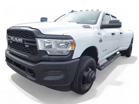 Used 2020 RAM 3500 Tradesman image 6