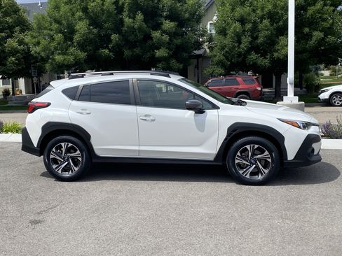 Certified 2024 Subaru Crosstrek 2.0i Premium AWD/4WD image 7